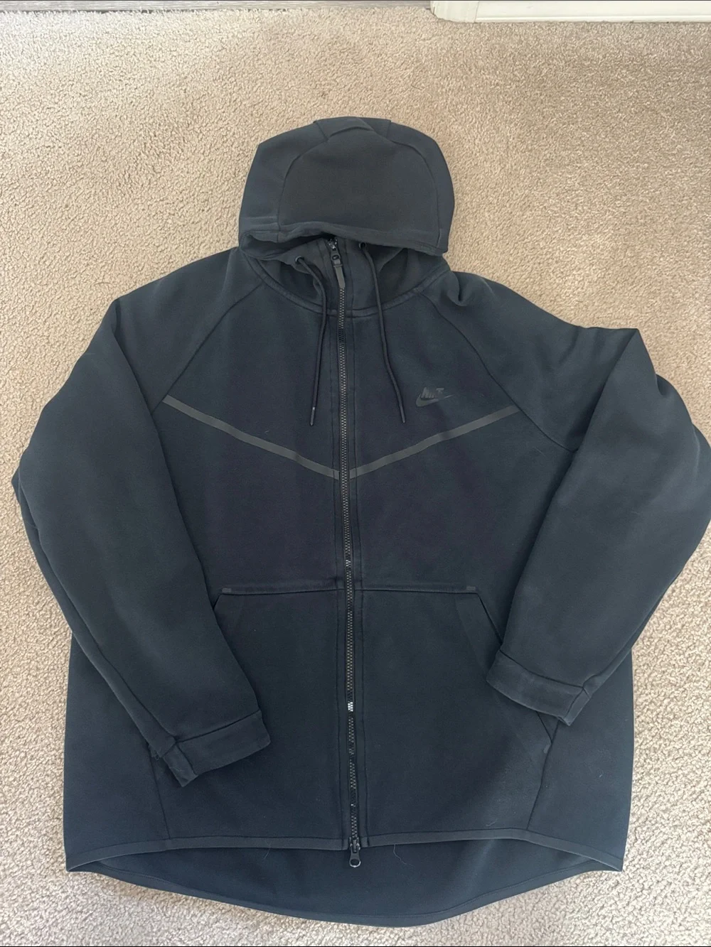 Nike Men’s Black Full-Zip Hooded Sweatshirt